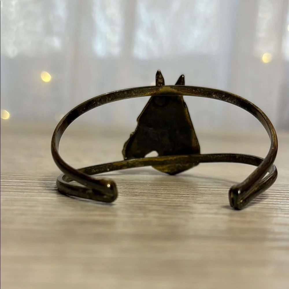 Elegant Horse Head Bracelet - Picture 3 of 3